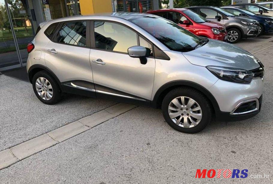 2014' Renault Captur Dci 90 Edc photo #1