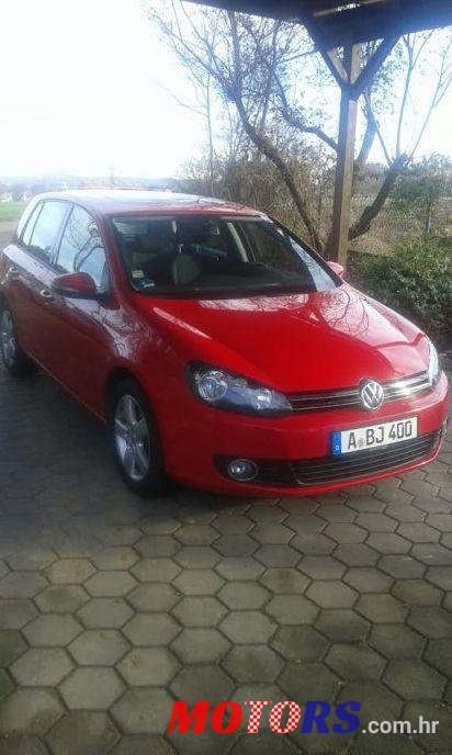 2011' Volkswagen Golf VI 1,6 TDI photo #2