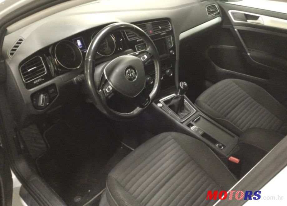 2015' Volkswagen Golf 7 photo #2