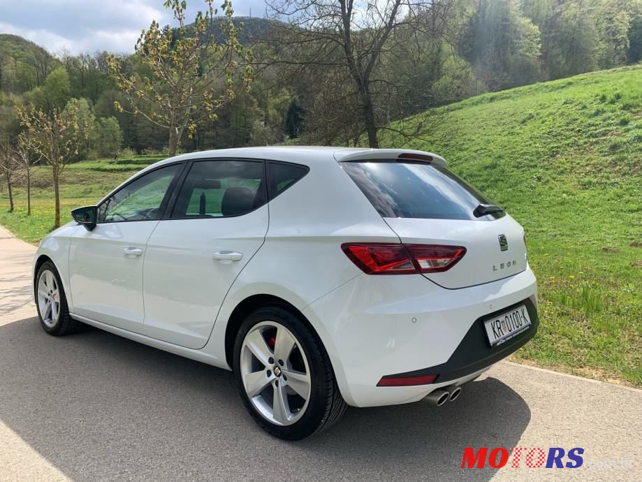 2015' SEAT Leon photo #3