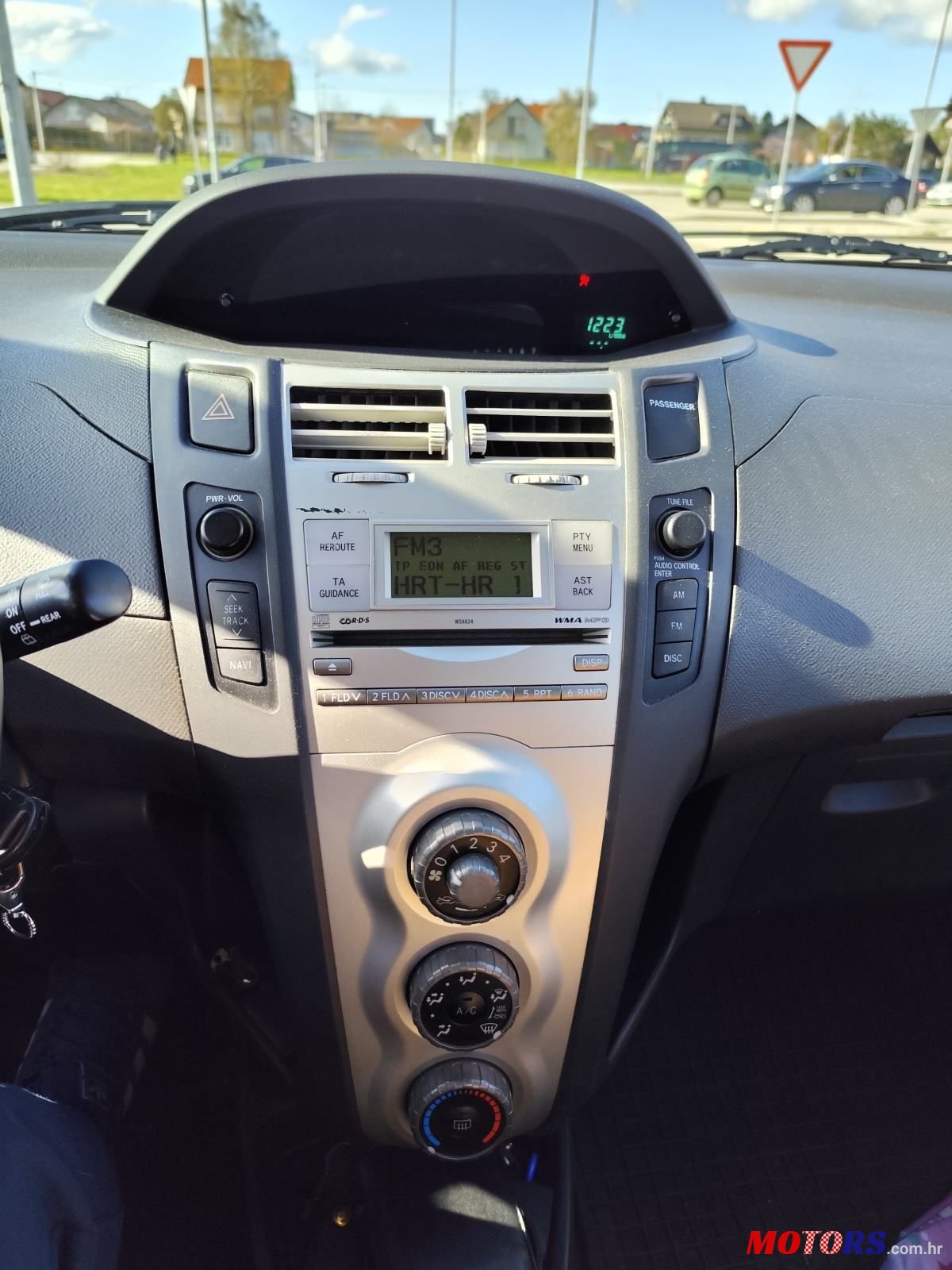 2007' Toyota Yaris 1,0 Vvt-I photo #3