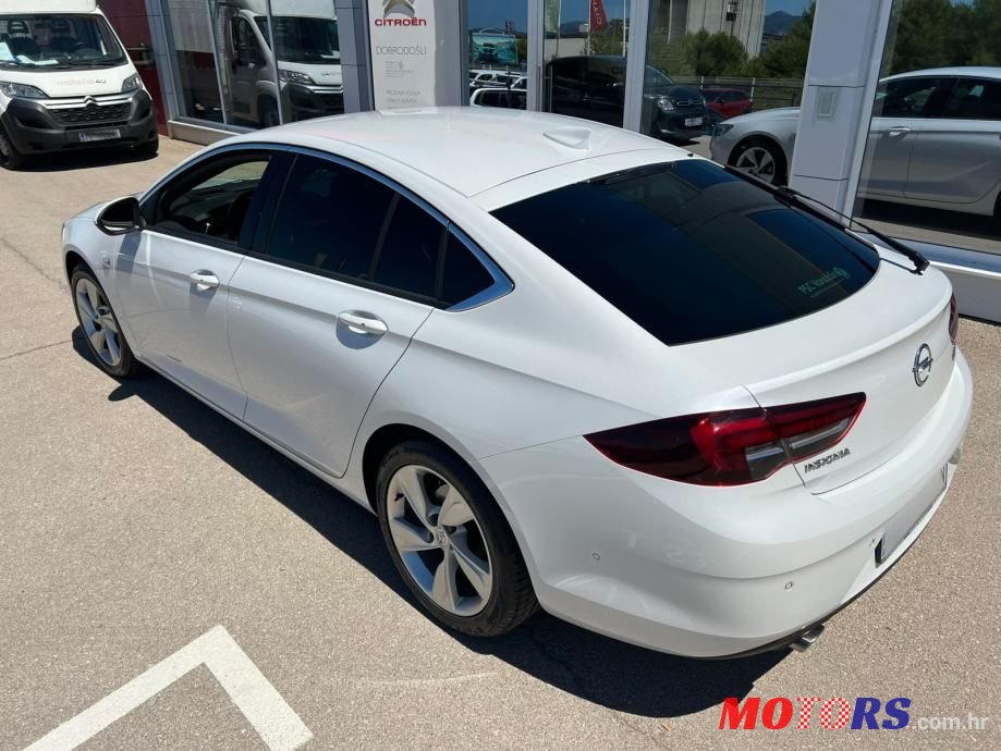2018' Opel Insignia 2,0 photo #3