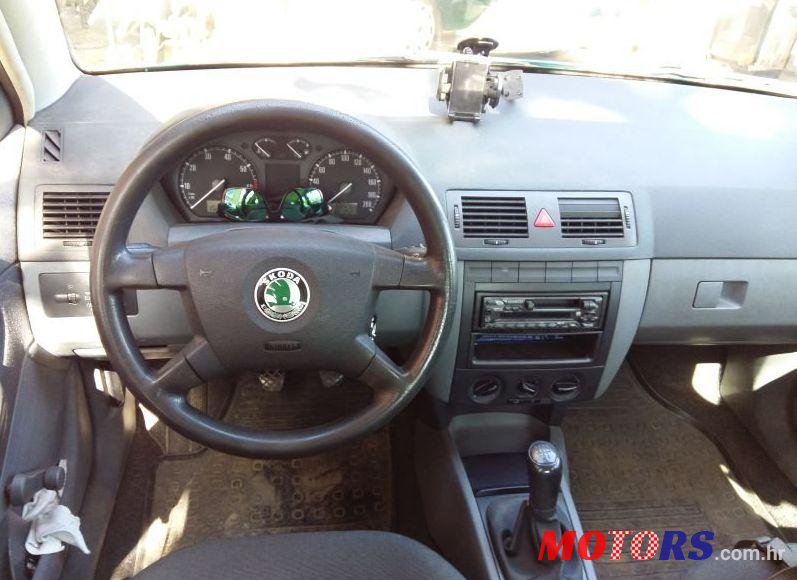 2003' Skoda Fabia 1,4 photo #2