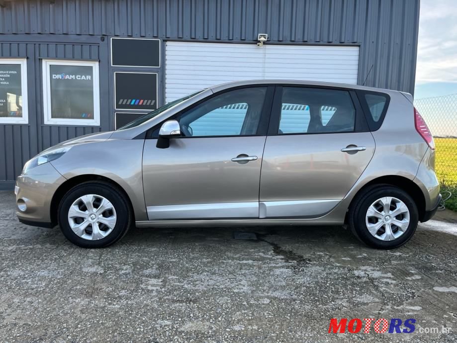 2011' Renault Scenic 1,5 Dci photo #6
