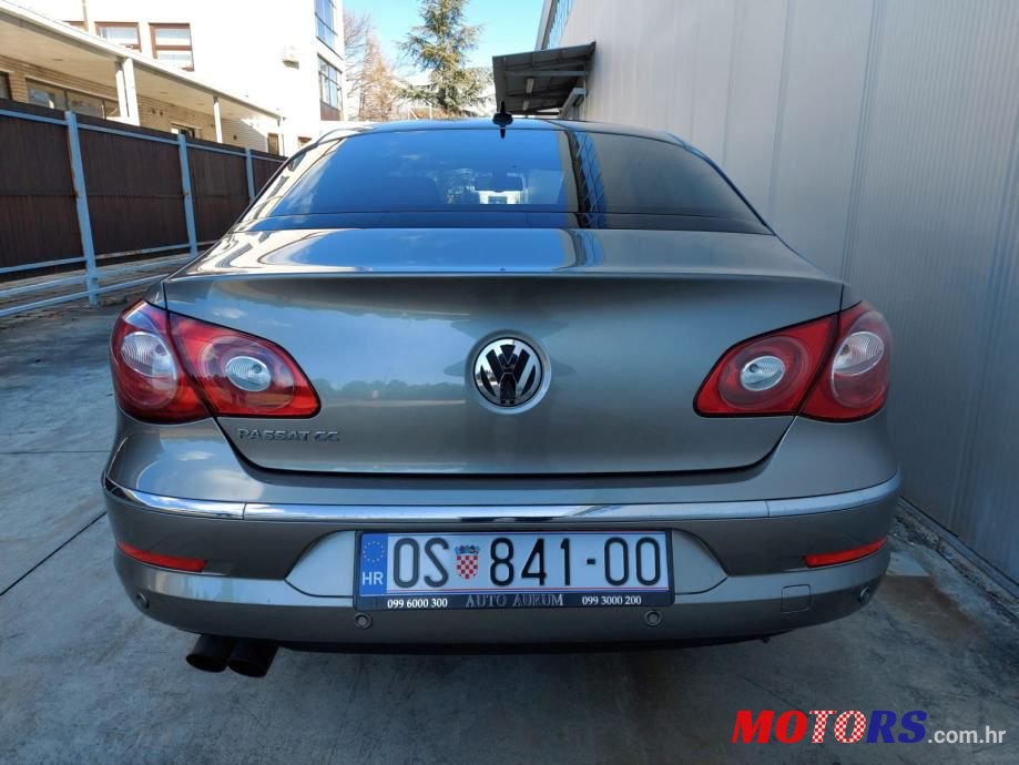 2010' Volkswagen Passat 2,0 Tdi photo #4