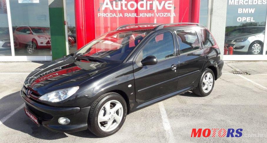 2003' Peugeot 206 Break photo #2