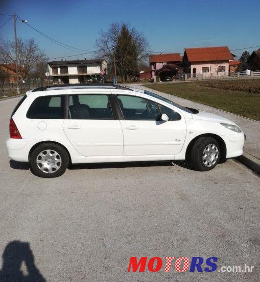 2007' Peugeot 307 Break photo #1