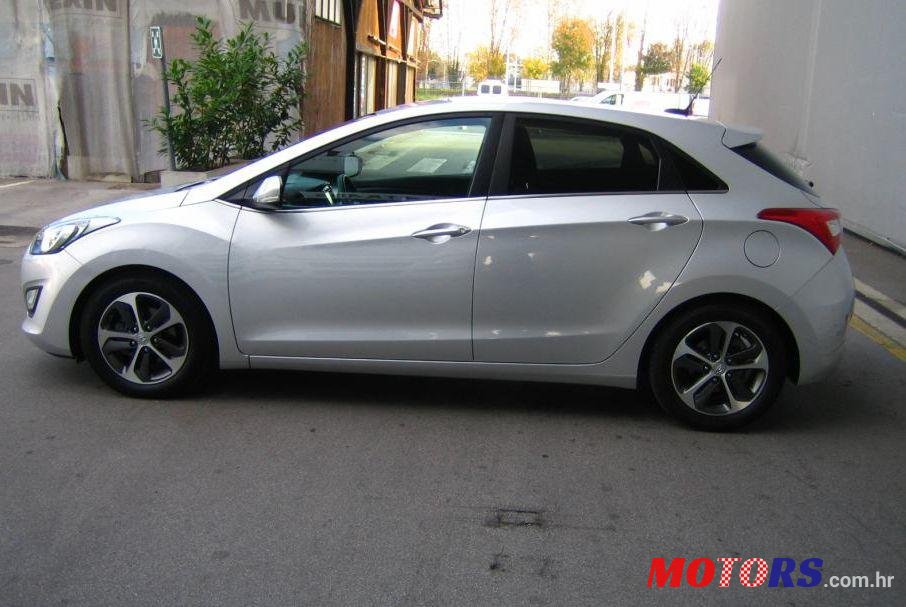 2016' Hyundai I30 photo #1