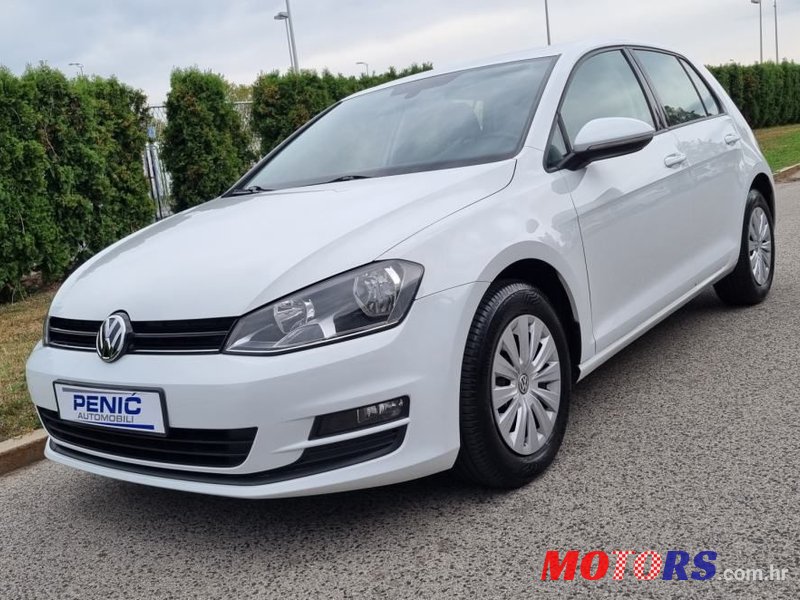 2015' Volkswagen Golf 7 1,6 Tdi Bmt photo #2