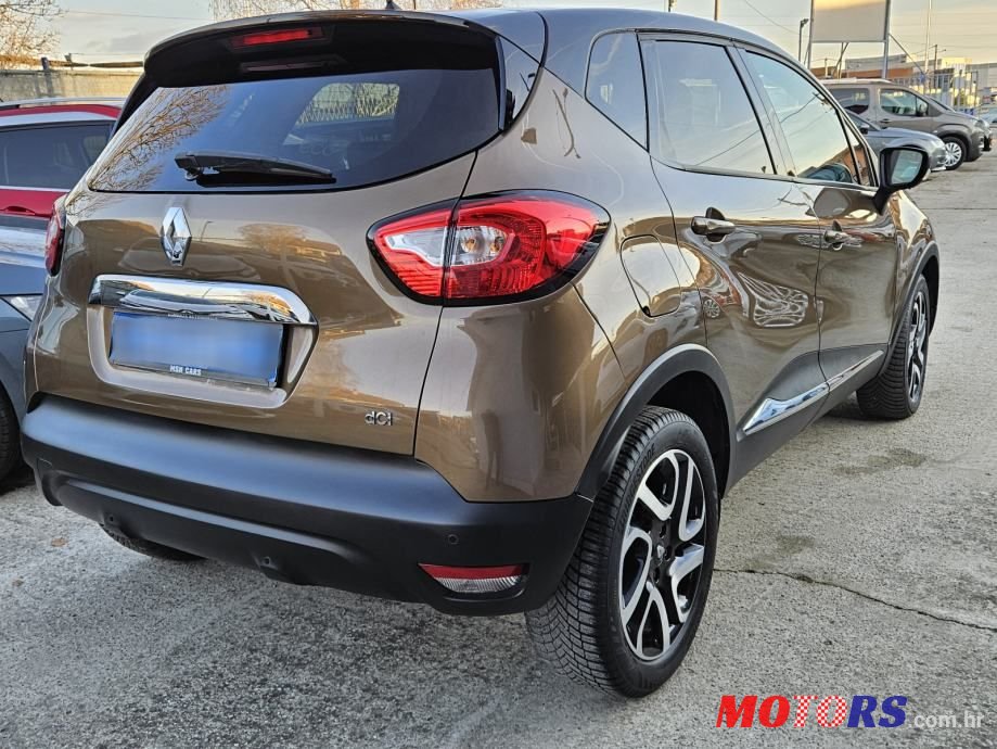 2016' Renault Captur Dci 90 Edc photo #6