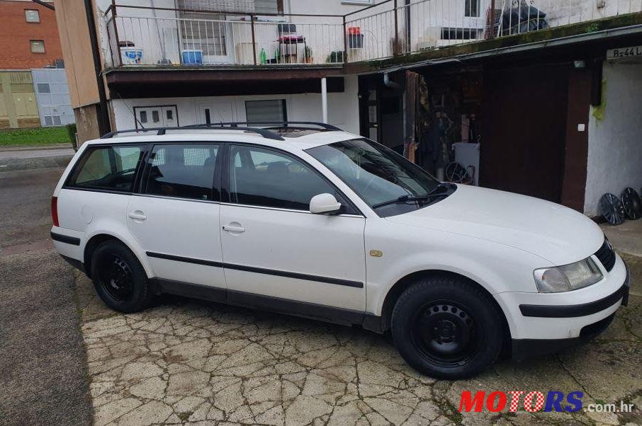1999' Volkswagen Passat Variant 1,9 Tdi photo #1