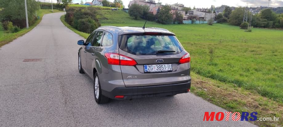 2013' Ford Focus Karavan photo #3