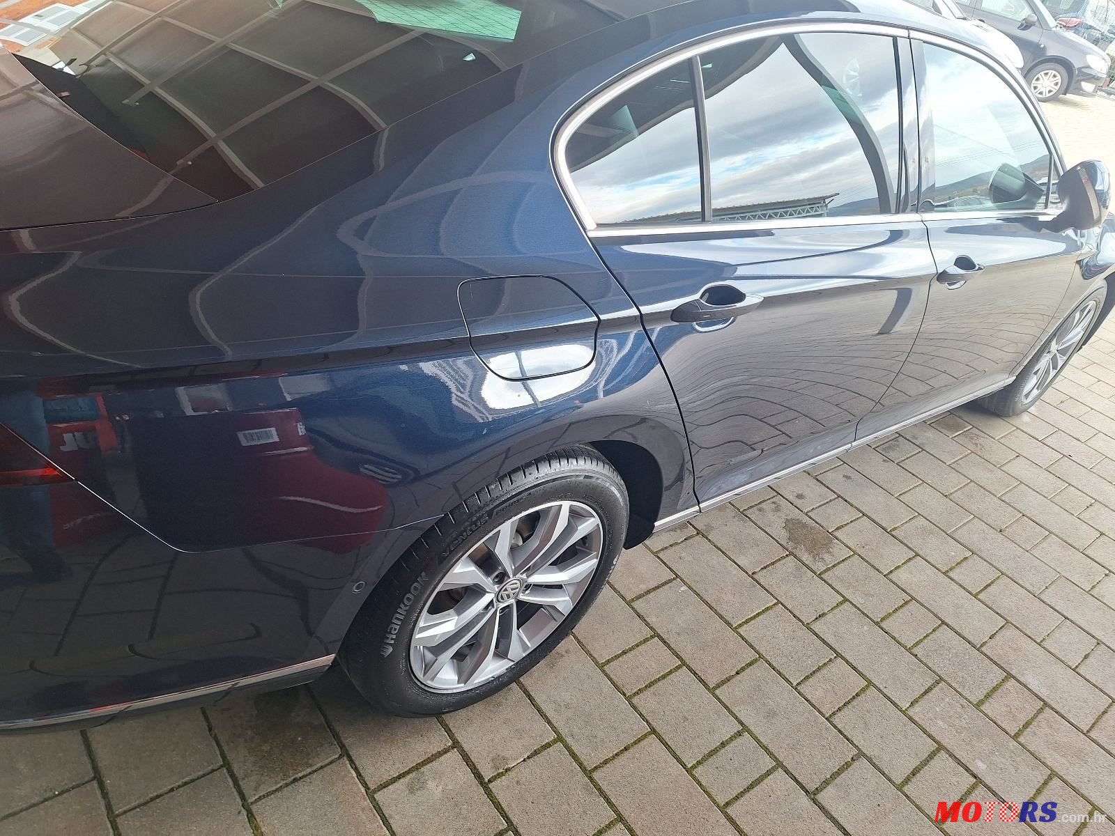 2015' Volkswagen Passat photo #6