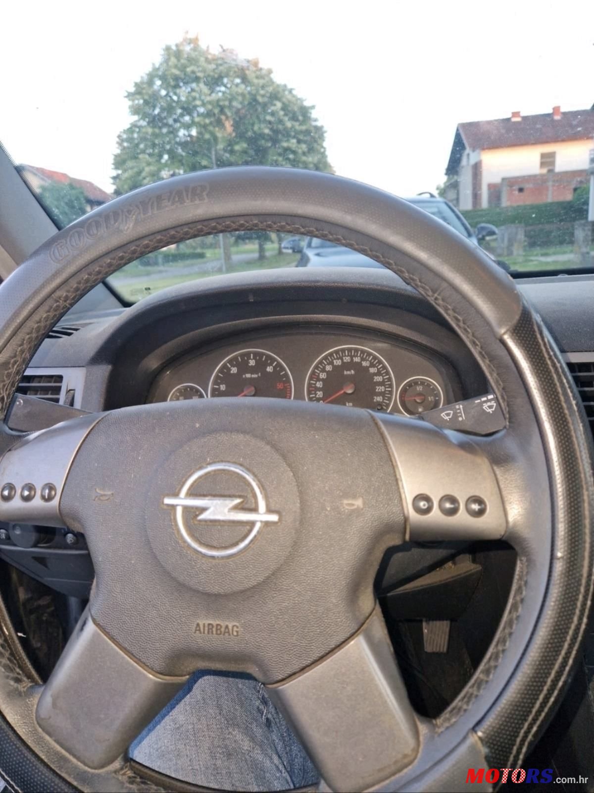 2003' Opel Vectra Caravan 2,2 photo #4