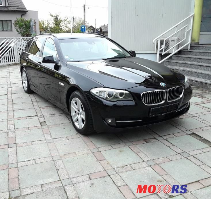 2010' BMW Serija 5 520D photo #3
