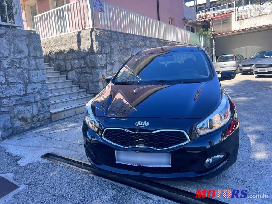 2013' Kia Ceed photo #2