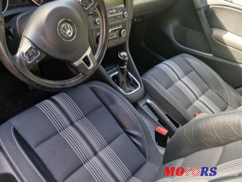 2012' Volkswagen Golf VI 1,6 Tdi photo #4