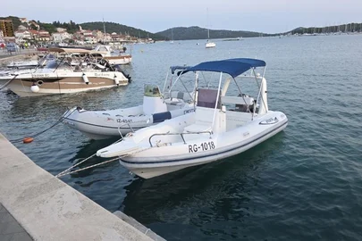2002' Ris Marine