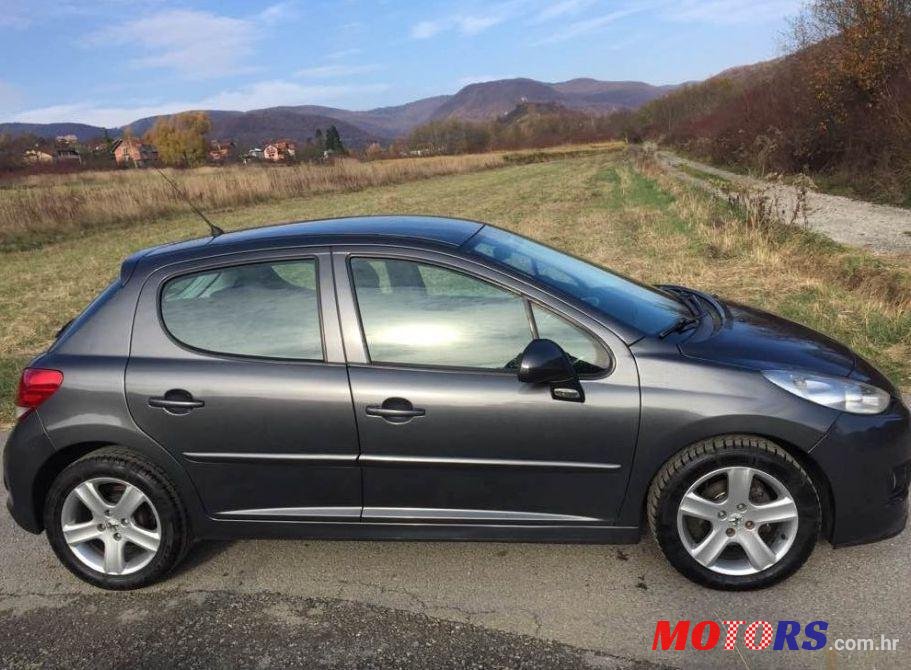 2012' Peugeot 207 1,4 Hdi photo #1