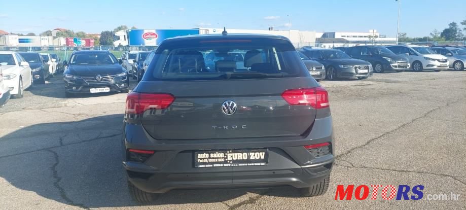 2019' Volkswagen T-Roc 1,0 Tsi photo #2