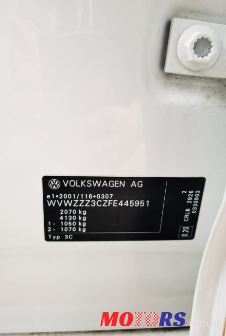 2015' Volkswagen Passat Variant photo #2