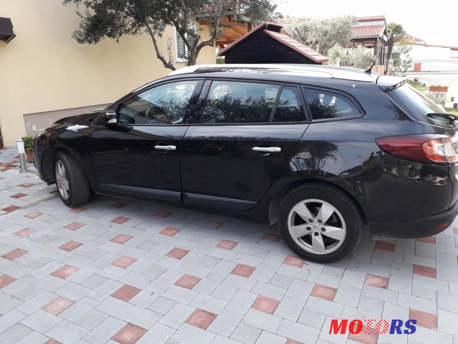 2009' Renault Megane Grandtour photo #4