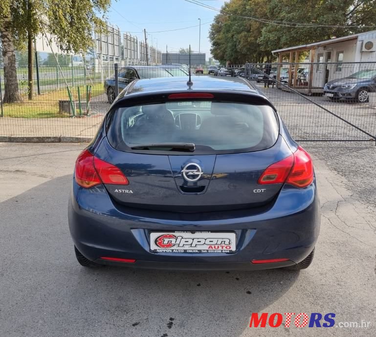2010' Opel Astra 1,7 Cdti photo #5