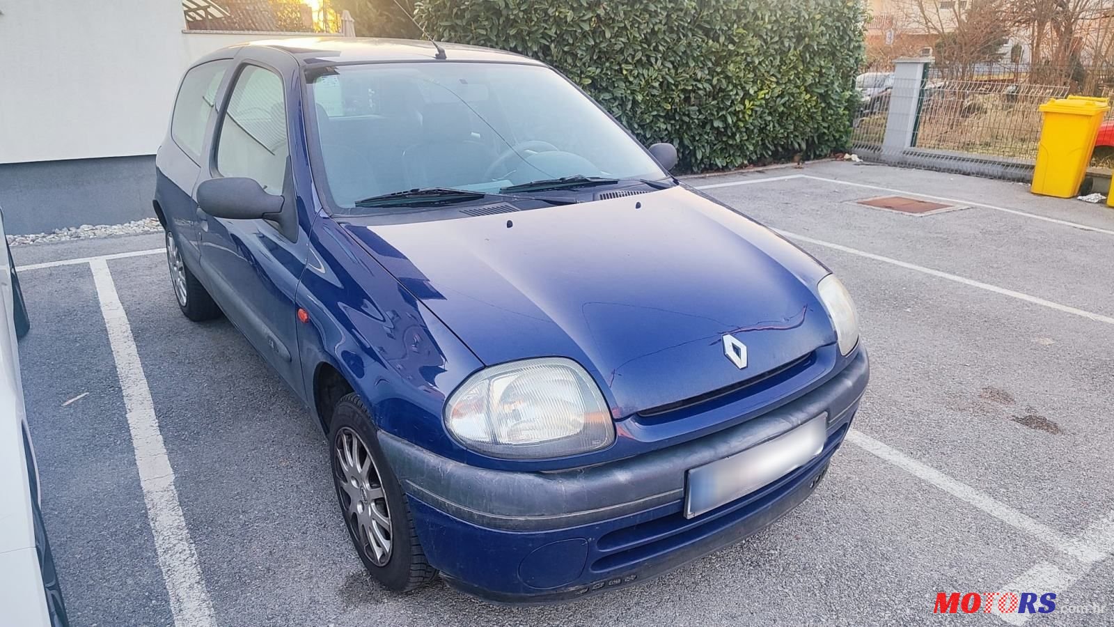 2001' Renault Clio 1,2 photo #1