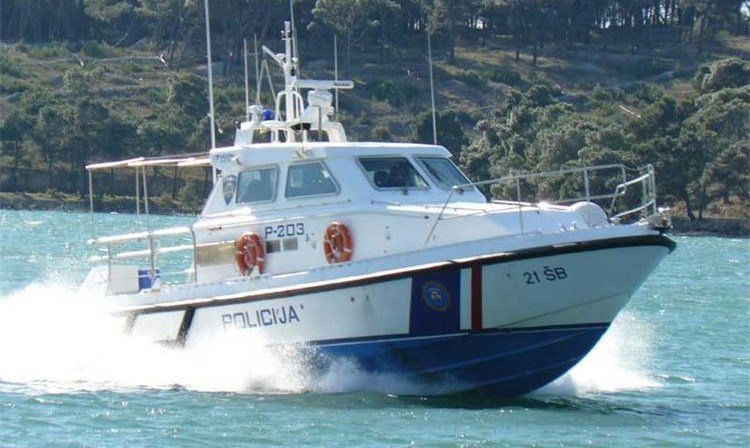 U akvatoriju Visa kažnjeno sedam gliseraša, jedan s 900 eura