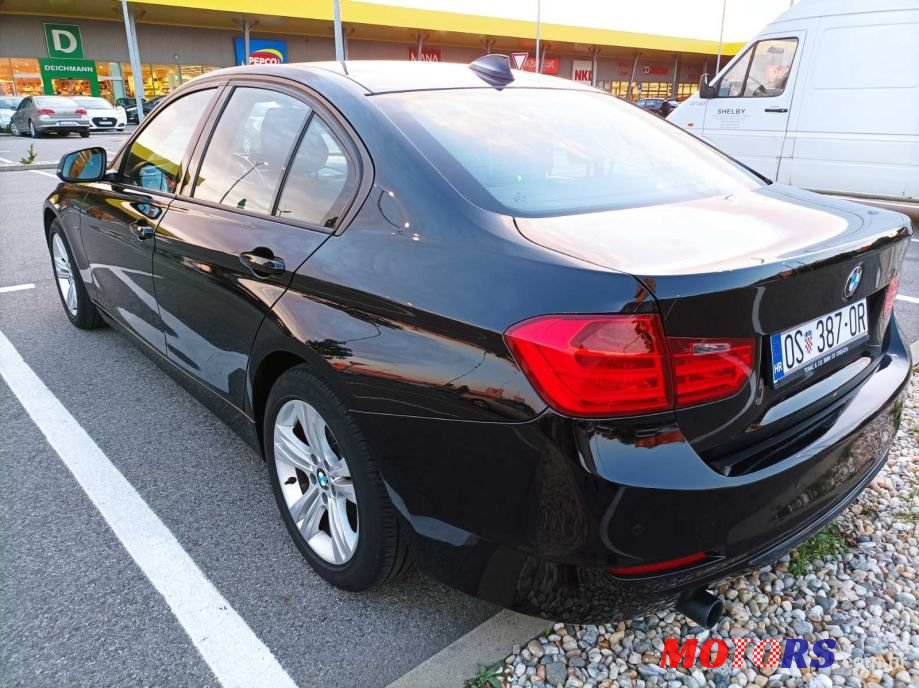 2013' BMW Serija 3 318D photo #5