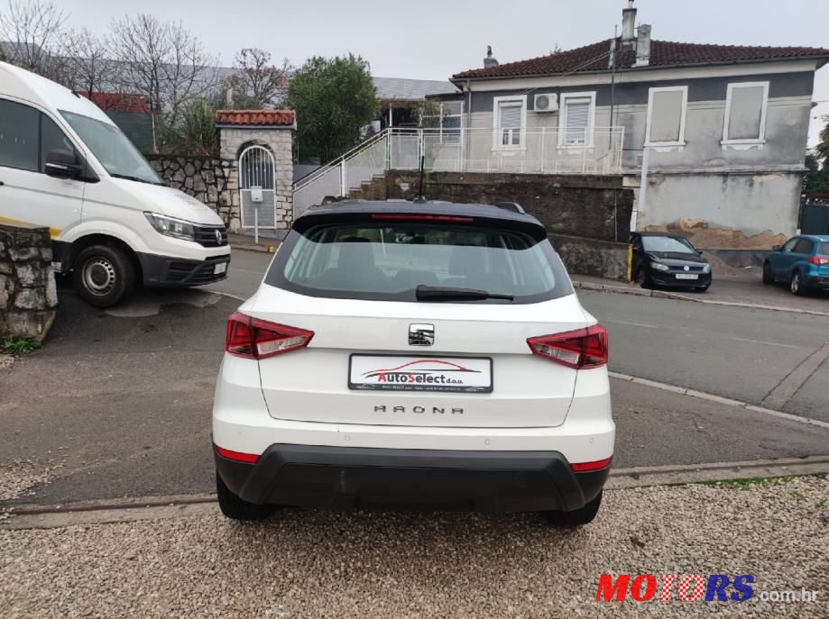 2019' SEAT Arona 1,6 Tdi photo #6