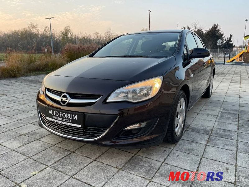 2014' Opel Astra 1.4 photo #3