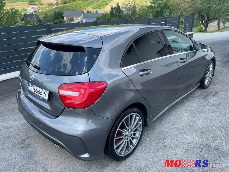 2013' Mercedes-Benz A-Klasa photo #3