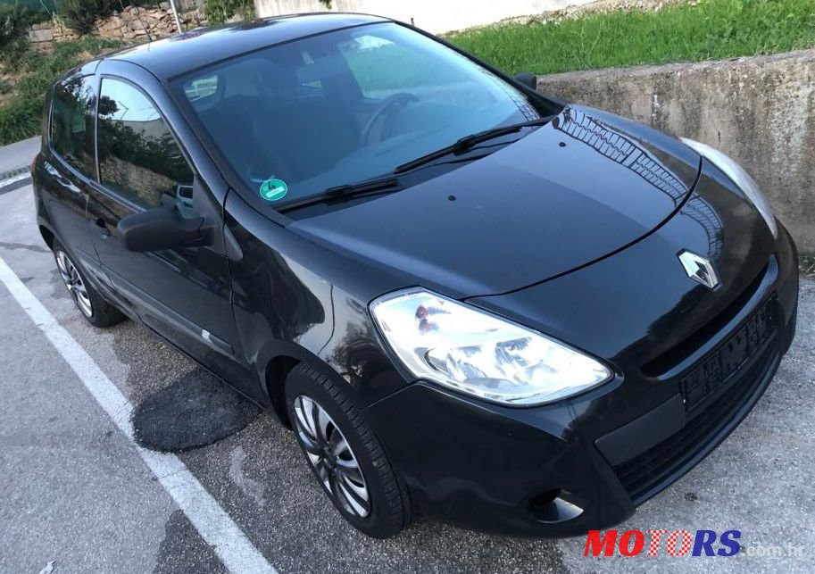 2007' Renault Clio 1,5 Dci photo #1