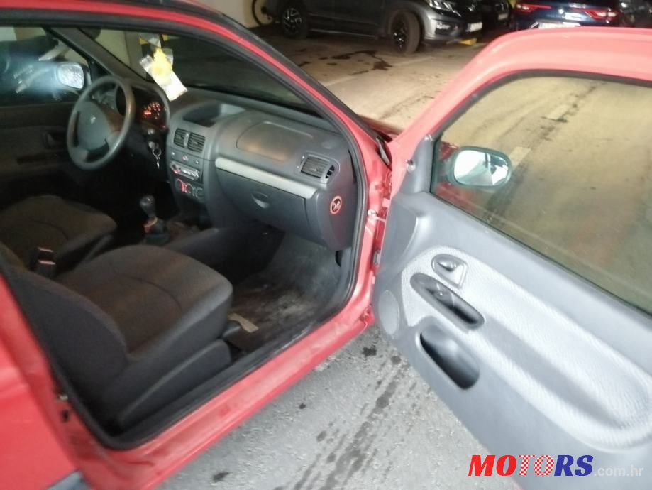 2007' Renault Clio 1,2 16V photo #4
