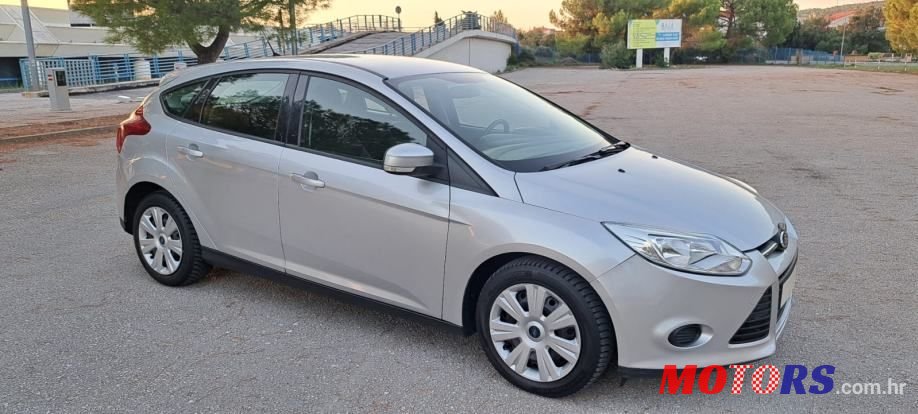 2012' Ford Focus 1,6 photo #2