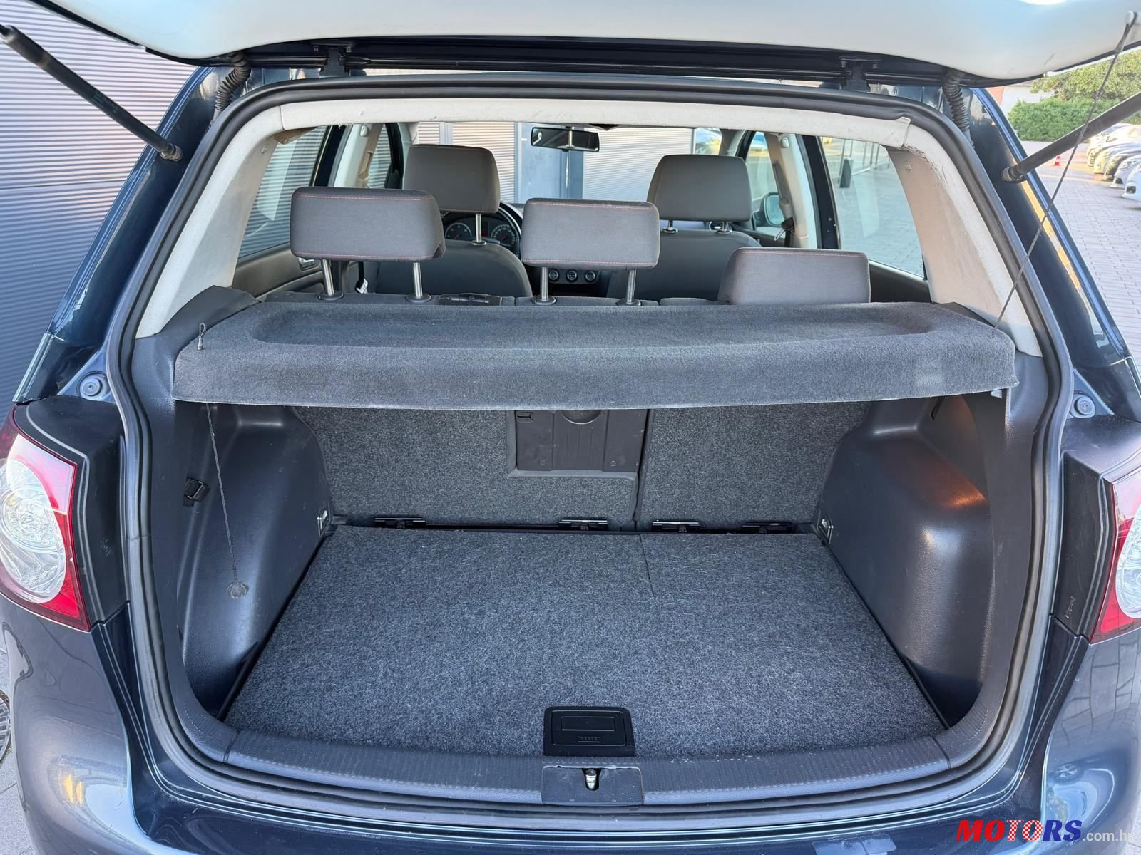 2006' Volkswagen Golf V 1,9 Tdi photo #5