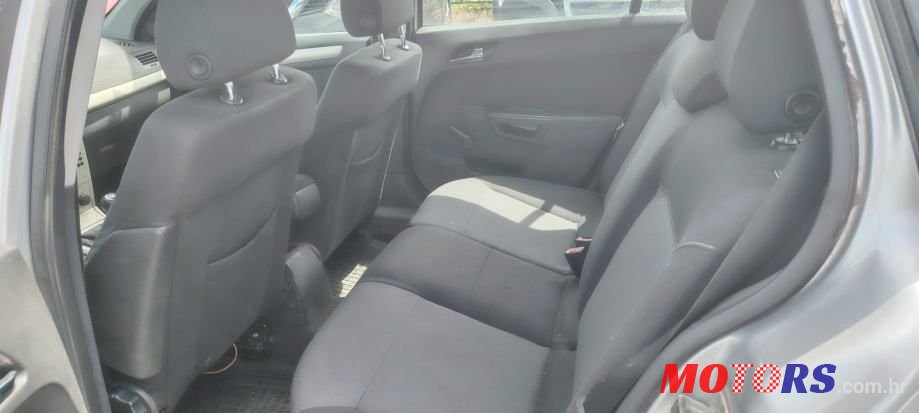 2008' Opel Astra 1,7 Cdti photo #5