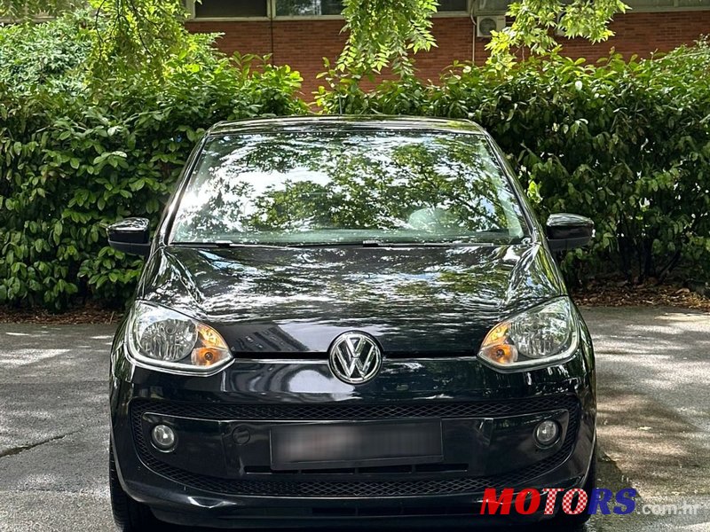 2013' Volkswagen Up! 1,0 Up! photo #2