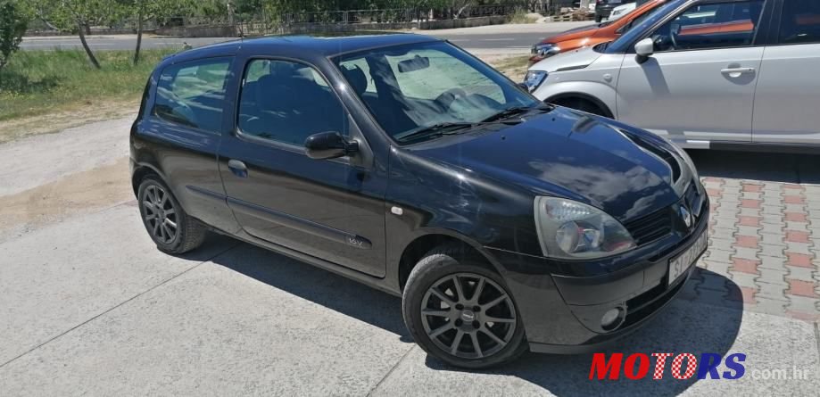 2006' Renault Clio 1.2 photo #2