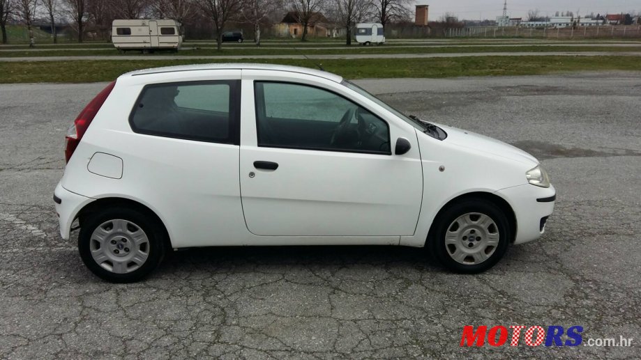 2004' Fiat photo #1