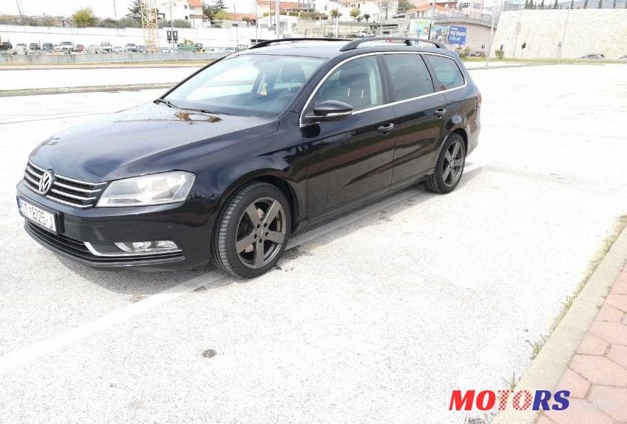 2011' Volkswagen Passat Variant 2,0 Tdi photo #1