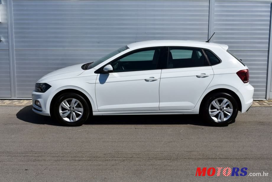 2020' Volkswagen Polo photo #2