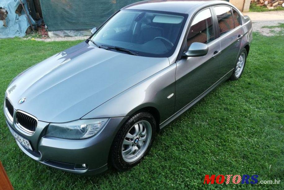 2011' BMW Serija 3 318D photo #1