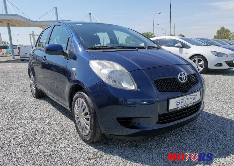 2007' Toyota Yaris 1,0 Vvt-I photo #1