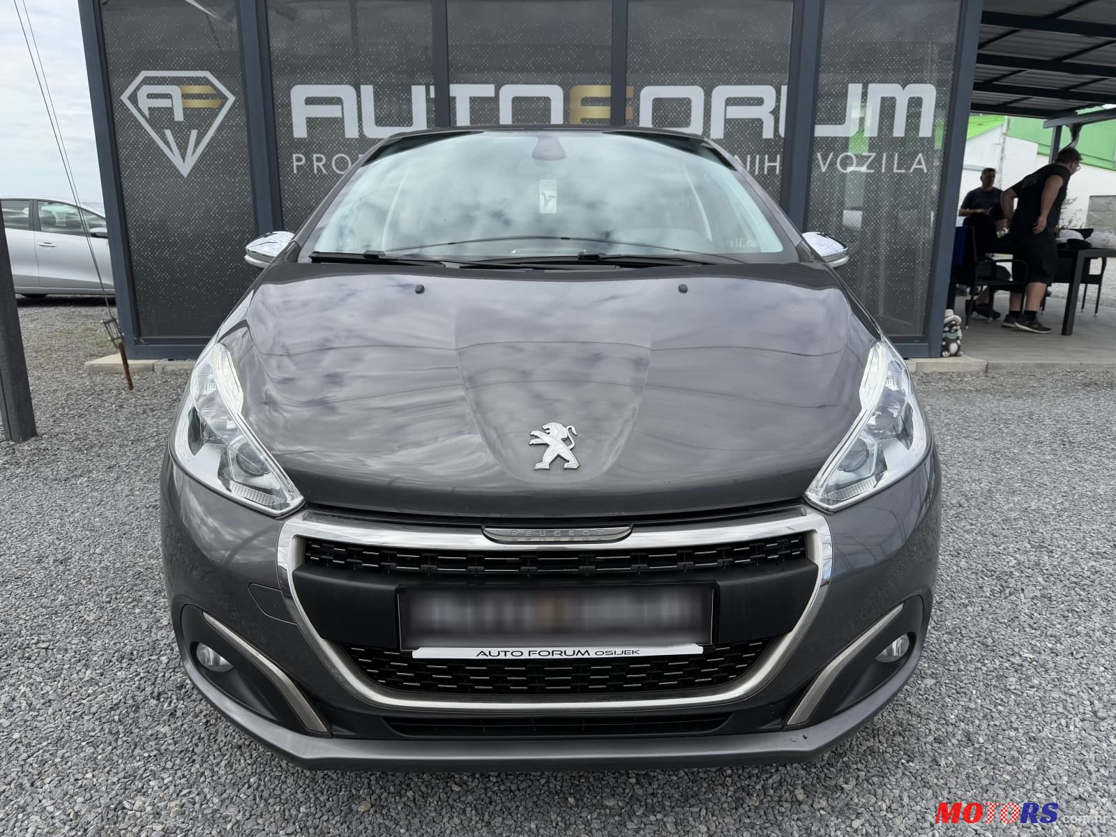 2019' Peugeot 208 1,2 Puretech photo #2