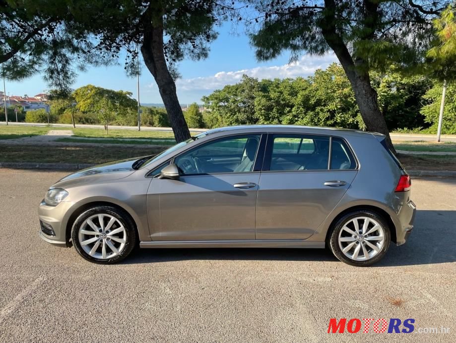 2016' Volkswagen Golf 7 photo #2