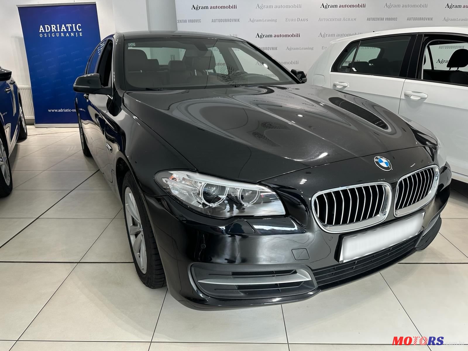 2016' BMW Serija 5 518D photo #2