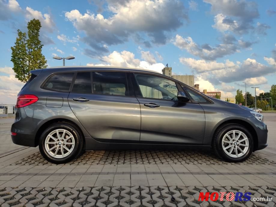 2016' BMW Serija 2 Gran Tourer 216D photo #6