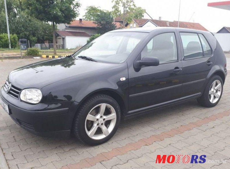 2001' Volkswagen Golf IV 1,9 Tdi photo #1